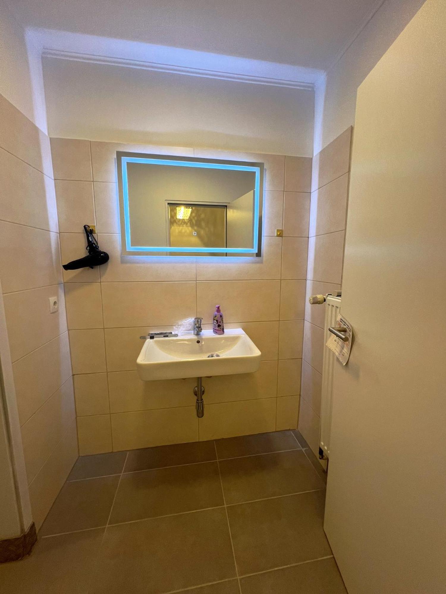 Wohngut-City Appartement 3 Fuer Max 5 Personen Inklusive Parkplatz Hagen (Arnsberg) Exterior foto